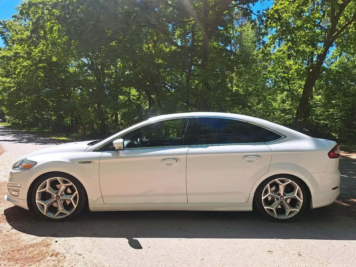 Gebraucht Ford Mondeo 203 PS (149 kW) 2011 Weiß Limousine
