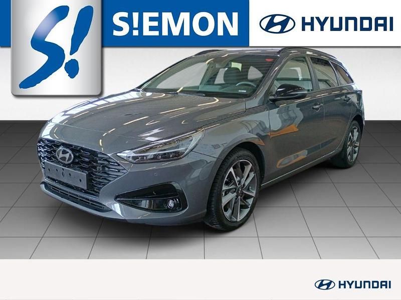 Mic (grau Gebraucht 2024 Hyundai i30 Advantage Kombi | 21.430 € (Fairer Preis) - Bild 1/4