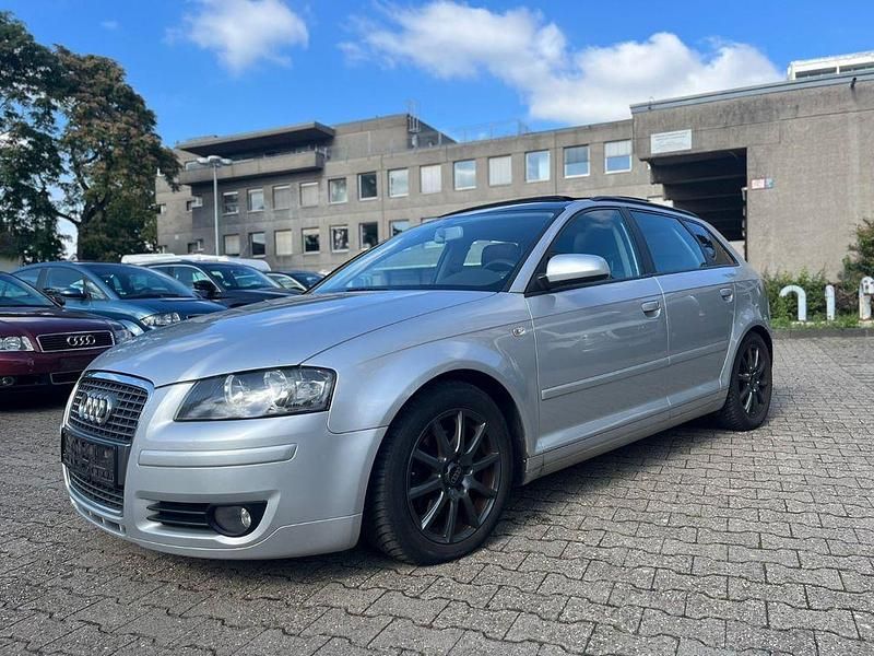 Silber Gebraucht 2007 Audi A3 Attraction Limousine | 4.400 € (Fairer Preis) - Bild 1/4