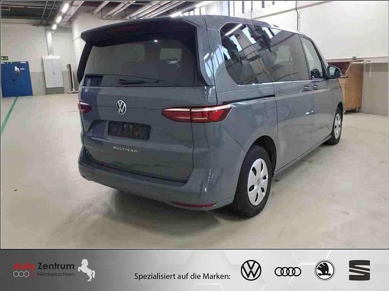 Gebraucht VW Transporter 136 PS (100 kW) 2023 Pure gray Van