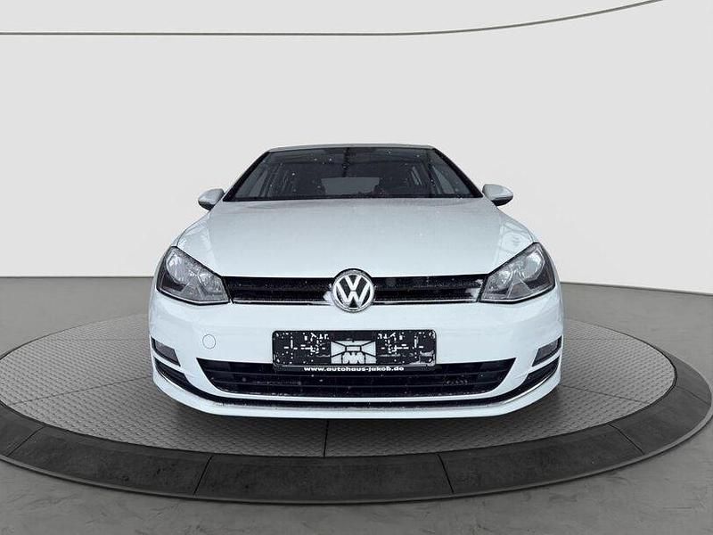 Gebraucht VW Golf VII Highline 150 PS (110 kW) 2016 Weiß Limousine