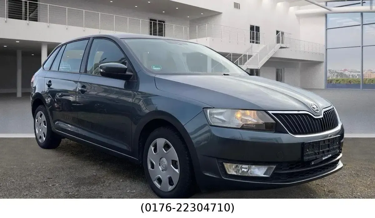 Gebraucht Skoda Rapid Ambition 90 PS (66 kW) 2015 Grau Kleinwagen