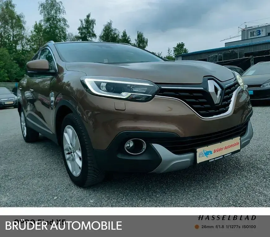 Gebraucht Renault Kadjar XMOD 131 PS (96 kW) 2015 Braun SUV
