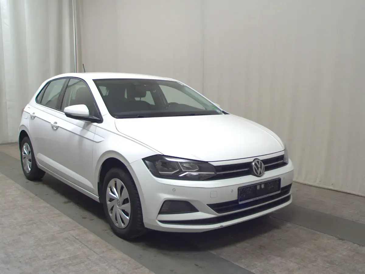 Second-hand VW Polo Comfortline 95 CP (69 kW) 2020 Alb Hatchback