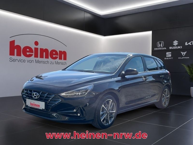 Schwarz Gebraucht 2021 Hyundai i30 Edition 30 Limousine | 17.399 € (Fairer Preis) - Bild 1/4