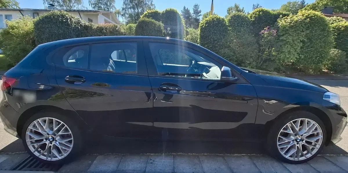 Gebraucht BMW 118 Advantage 140 PS (102 kW) 2020 Schwarz Kleinwagen