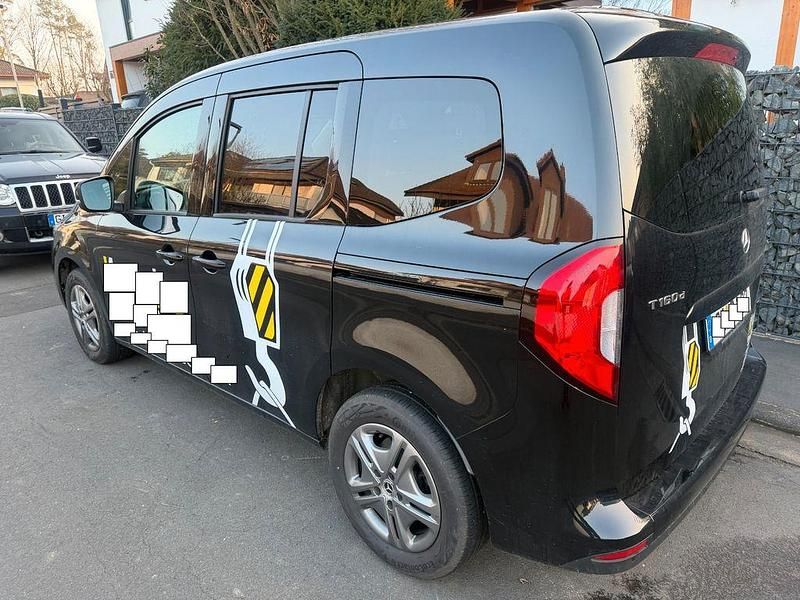 Gebraucht Mercedes T160 95 PS (69 kW) 2024 Schwarz Van / Kleinbus