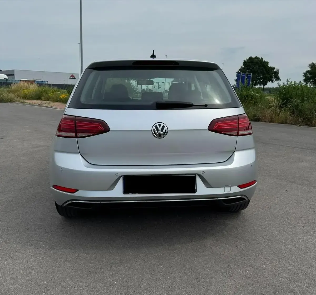 Gebraucht VW Golf VII 116 PS (85 kW) 2019 Grau Limousine