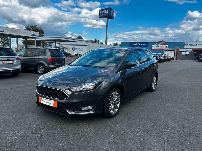 Grau Gebraucht 2018 Ford Focus Cool & Connect Kombi | 12.690 € (Fairer Preis) - Bild 1/4