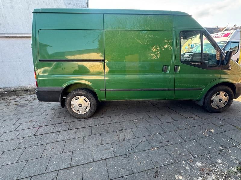 Gebraucht Ford Transit 125 PS (91 kW) 2013 Grün Van / Kleinbus