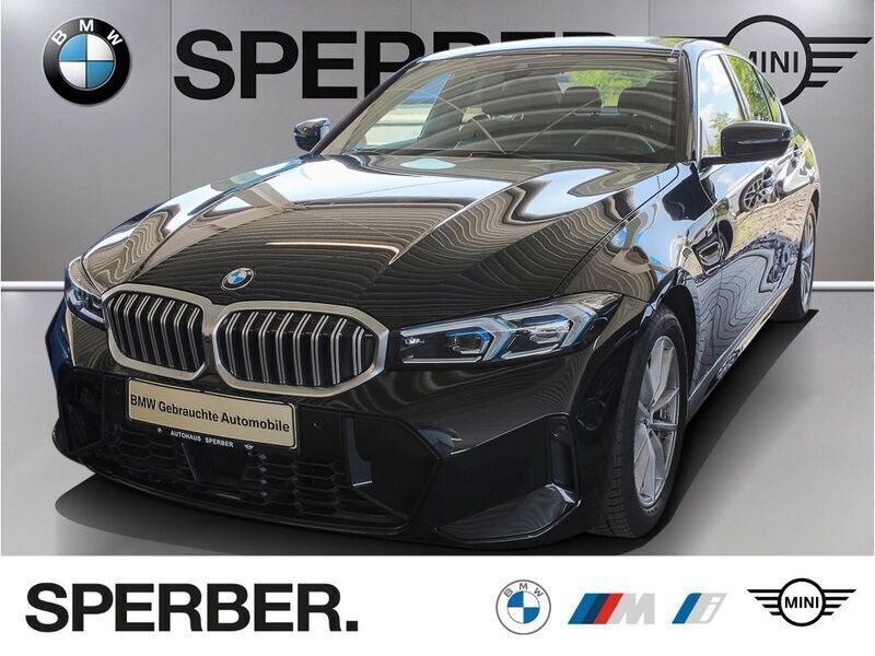 Schwarz Gebraucht 2024 BMW 320 M Sport Limousine | 43.880 € (Fairer Preis) - Bild 1/4