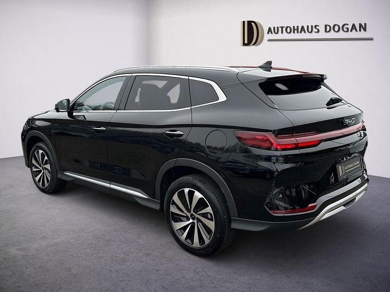 Neu BYD Seal U Boost 218 PS (160 kW) 2025 Schwarz SUV