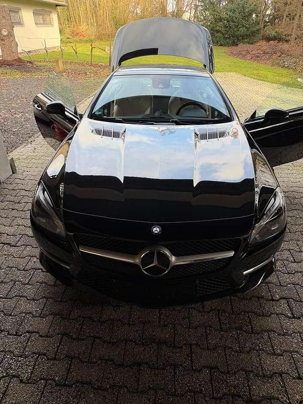 Schwarz Gebraucht 2016 Mercedes SL400 Cabrio | 41.900 € (Fairer Preis) - Bild 1/4