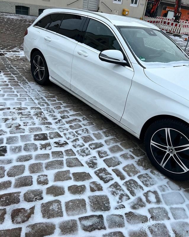 Gebraucht Mercedes C220 2020 Weiß Kombi