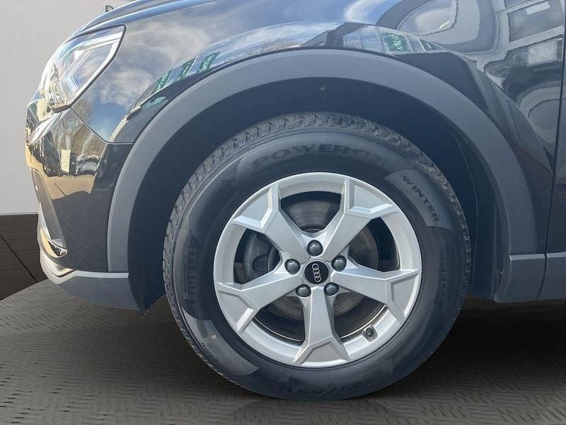 Gebraucht Audi Q3 Ambiente 150 PS (110 kW) 2022 Schwarz SUV