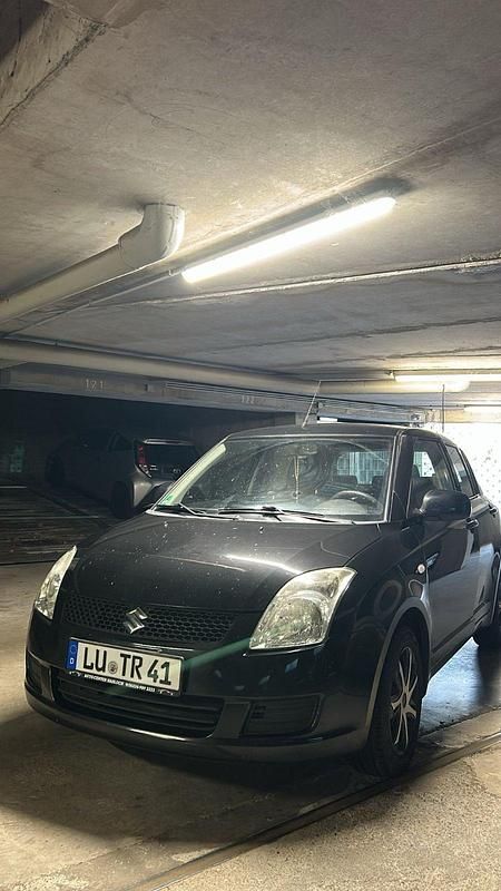 Schwarz Gebraucht 2008 Suzuki Swift Kleinwagen | 2.400 € (Fairer Preis) - Bild 1/4