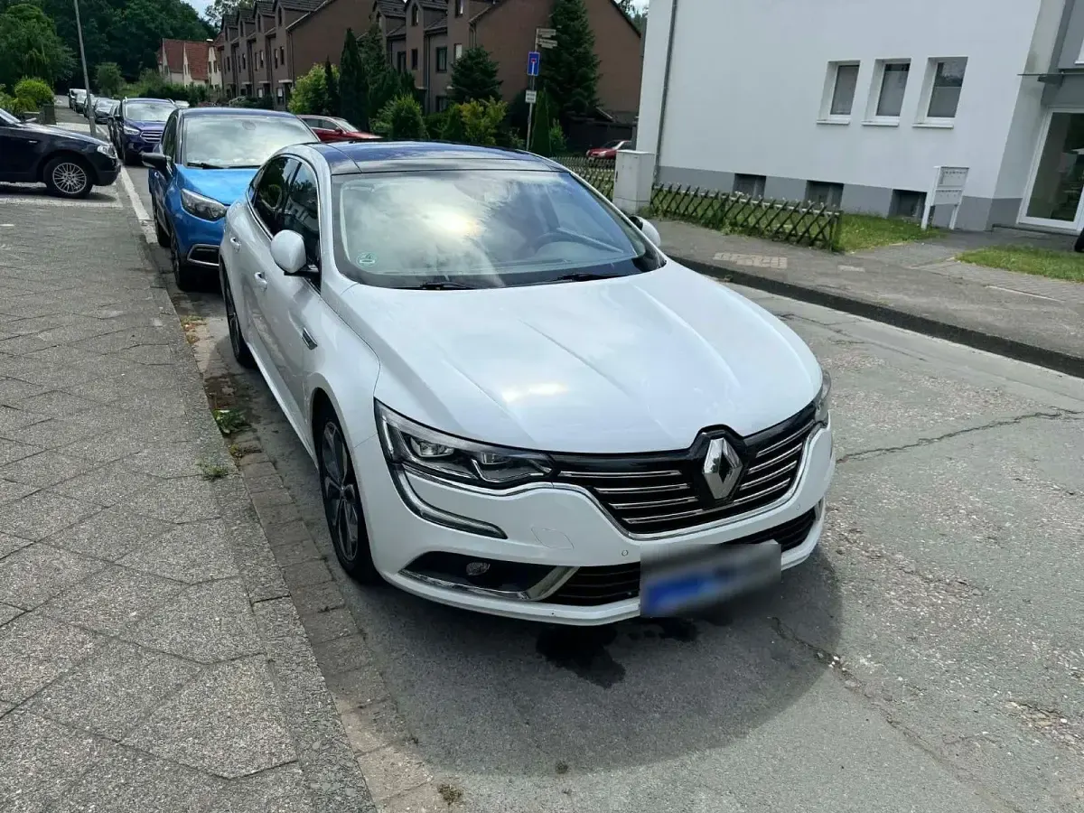 Gebraucht Renault Talisman Elysee 160 PS (117 kW) 2017 Weiß Limousine