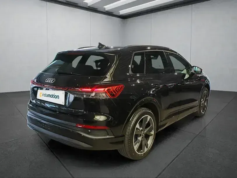 Gebraucht Audi Q4 e-tron S-Line 150 kW (204 PS) 2023 Schwarz SUV