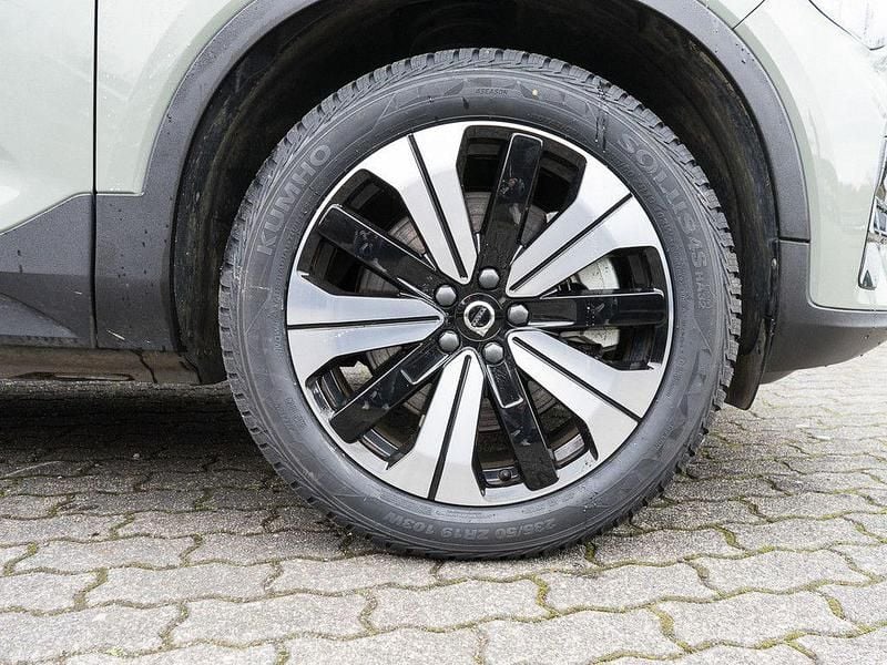 Gebraucht Volvo C40 Core 169 kW (231 PS) 2022 Sage green SUV