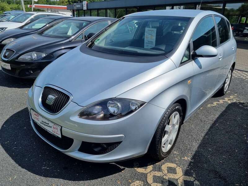 Gris luna Gebraucht 2005 Seat Altea Stylance Van / Kleinbus | 5.990 € - Bild 1/4