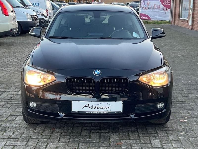 Gebraucht BMW 114 Advantage 102 PS (75 kW) 2012 Schwarz Kleinwagen