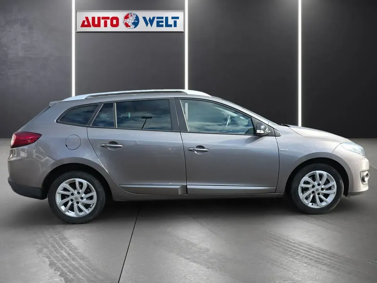 Gebraucht Renault Mégane GrandTour 110 PS (80 kW) 2014 Grau Kombi