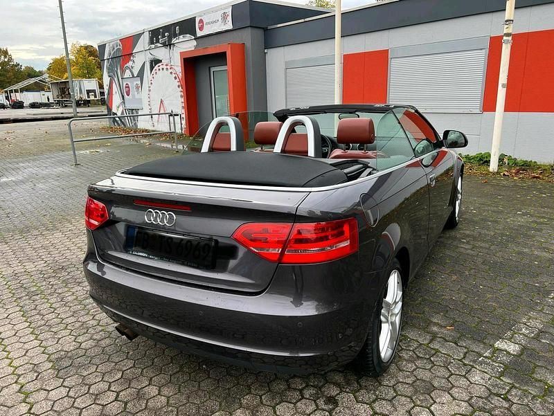 Gebraucht Audi A3 Cabriolet 205 PS (150 kW) 2009 Violet Cabrio