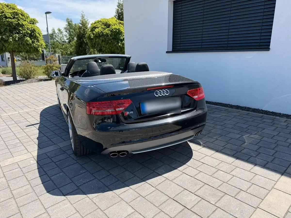 Gebraucht Audi S5 Cabriolet 333 PS (244 kW) 2011 Schwarz Cabrio