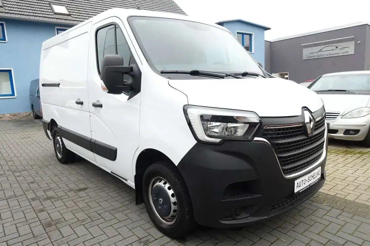 Gebraucht Renault Master 135 PS (99 kW) 2020 Weiß Van / Kleinbus