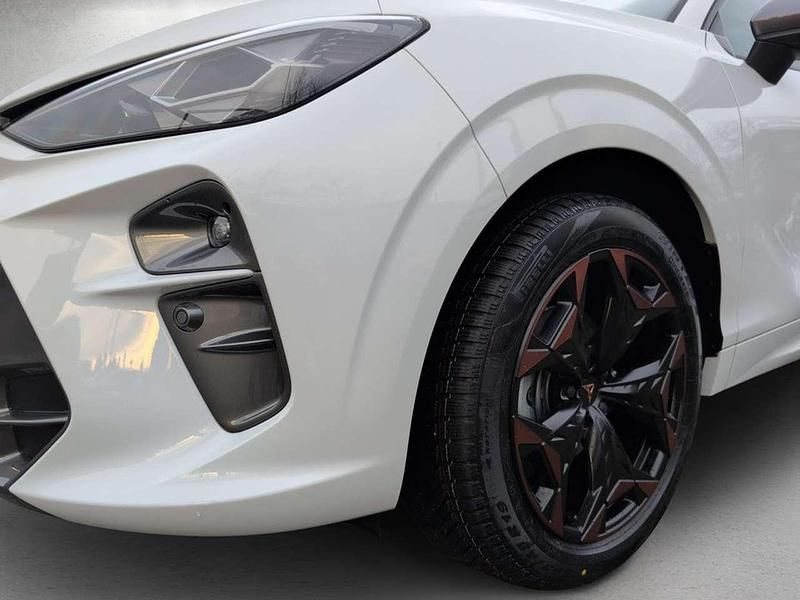 Second-hand Cupra Terramar 150 CP (110 kW) 2025 Alb SUV