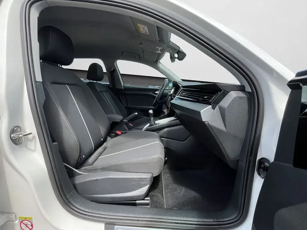 Gebraucht Audi A1 Sportback Advanced 95 PS (69 kW) 2022 Cortinaweiß Kleinwagen