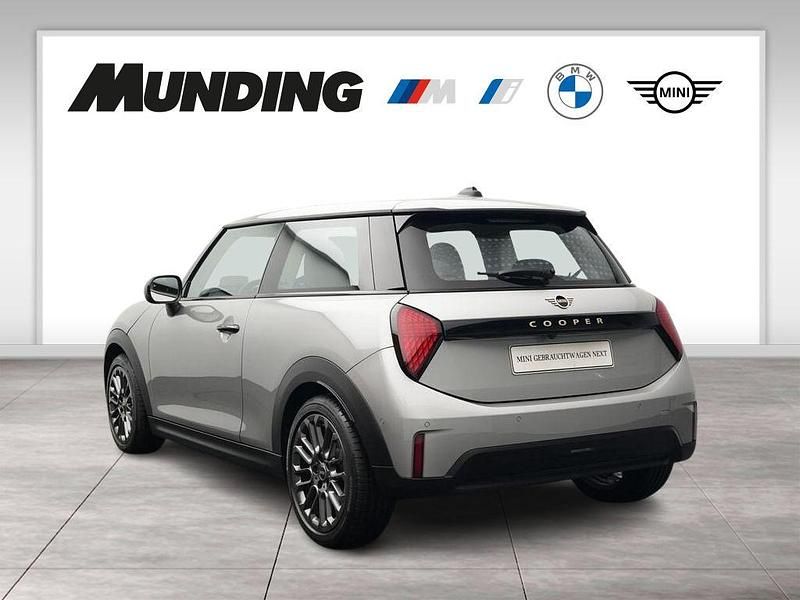 Gebraucht Mini Cooper Classic 156 PS (114 kW) 2024 Silber Kleinwagen