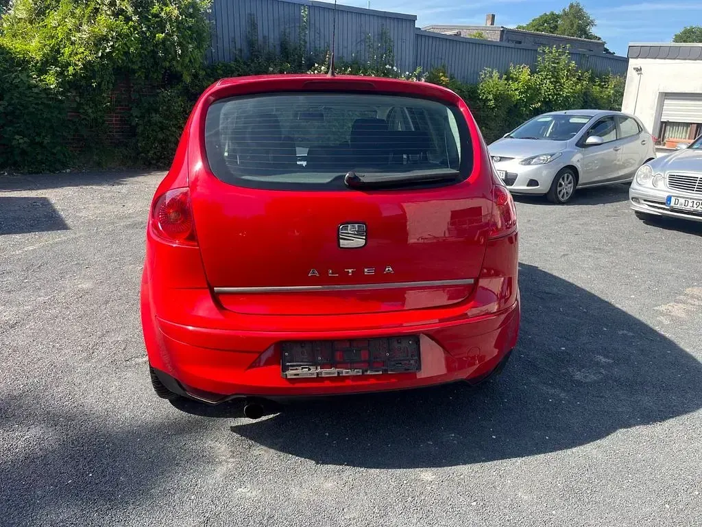 Gebraucht Seat Altea Reference 102 PS (75 kW) 2005 Rot Van / Kleinbus