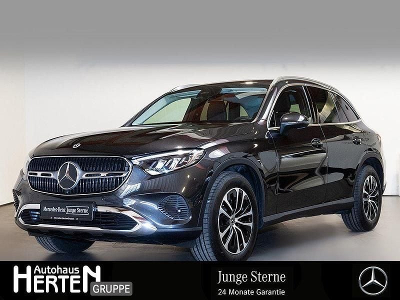 Gebraucht Mercedes GLC220 197 PS (144 kW) 2024 Lack graphitgrau SUV