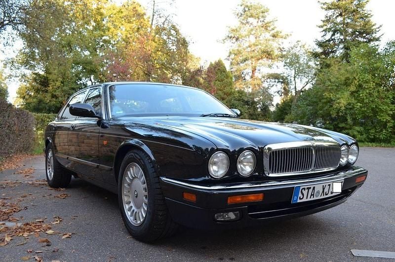 Schwarz Gebraucht 1996 Jaguar XJ Sovereign Limousine | 14.750 € (Fairer Preis) - Bild 1/4