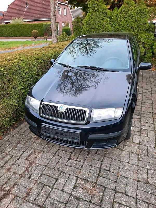 Schwarz Gebraucht 2006 Skoda Fabia Kombi | 1.450 € (Fairer Preis) - Bild 1/4