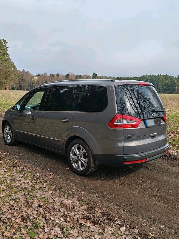 Gebraucht Ford Galaxy 163 PS (119 kW) 2013 Grau Van / Kleinbus