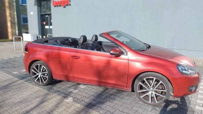 Gebraucht VW Golf Cabriolet 160 PS (117 kW) 2012 Rot Cabrio