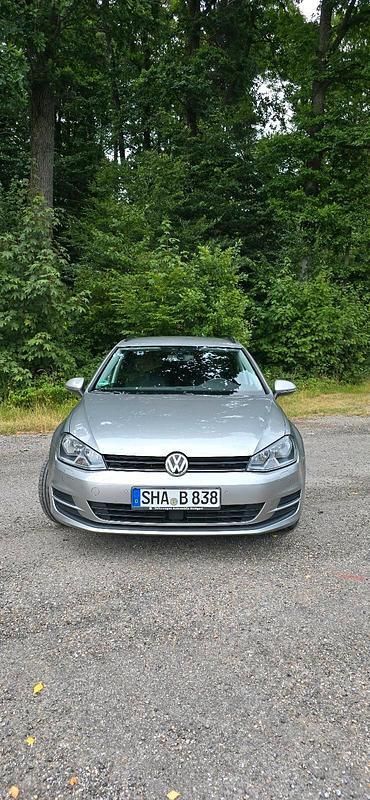 Grau Gebraucht 2013 VW Golf VII Kombi | 9.500 € (Etwas zu teuer) - Bild 1/4