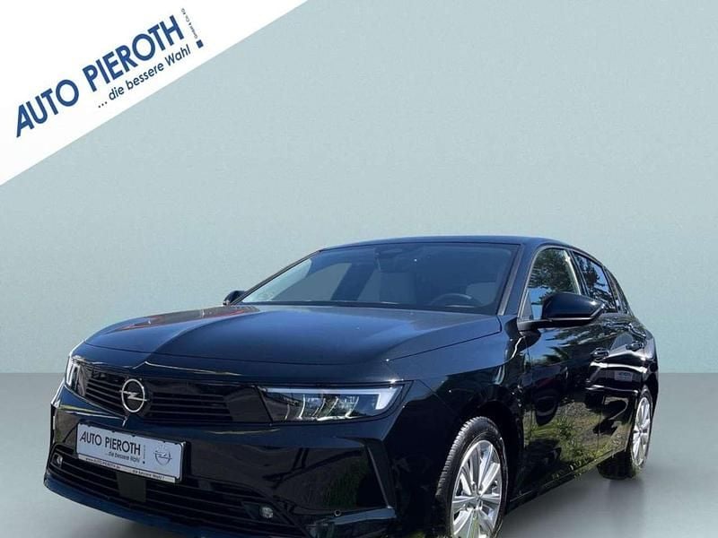 Usado Opel Astra Elegance 131 HP (96 kW) 2024 Sedan