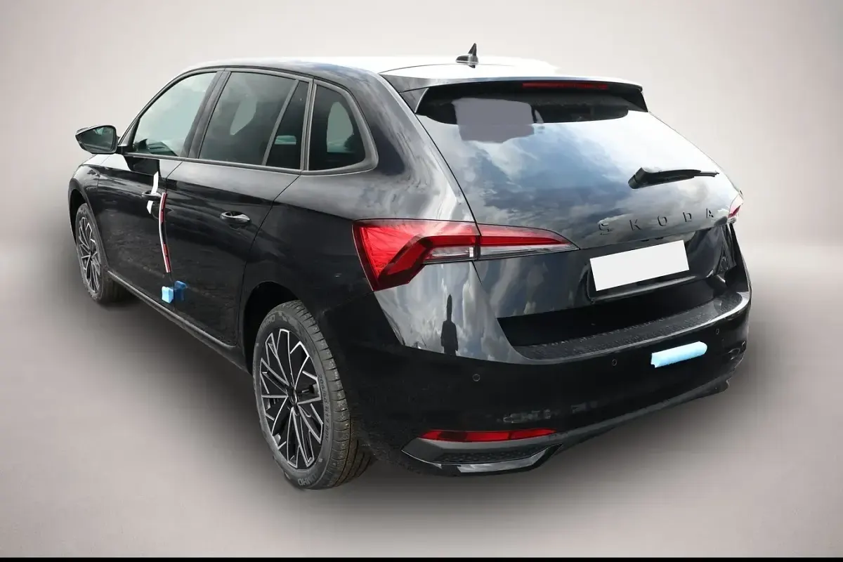 Neu Skoda Scala Dynamic 150 PS (110 kW) 2026 Grau Kleinwagen