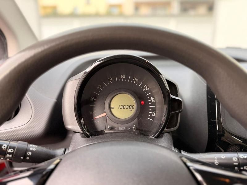 Gebraucht Citroën C1 72 PS (52 kW) 2020 Rot Kleinwagen