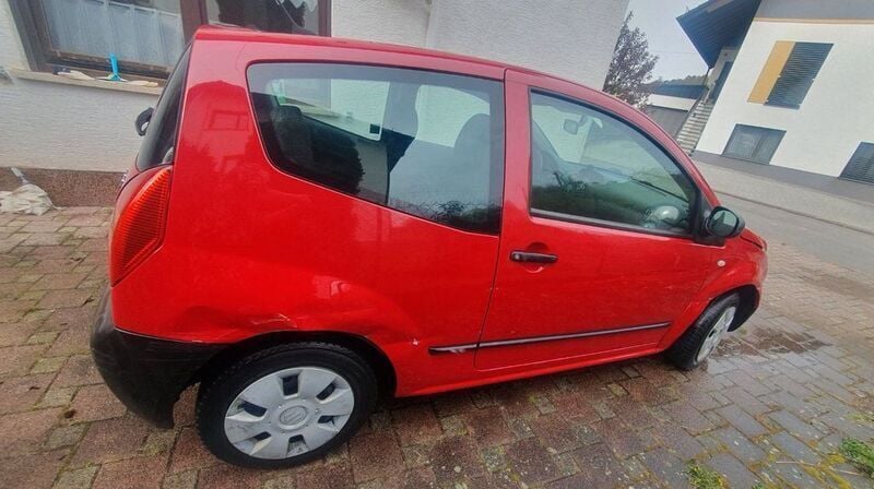 Gebraucht Citroën C2 60 PS (44 kW) 2003 Rot Kleinwagen