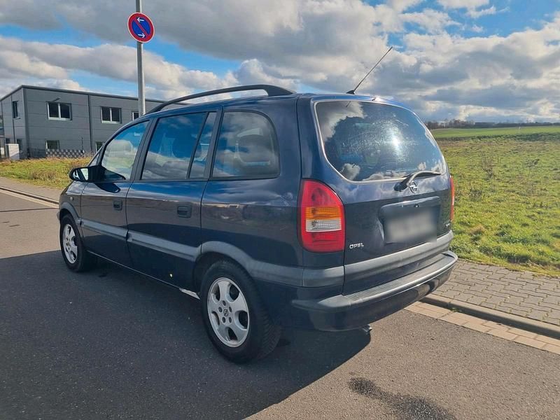 Gebraucht Opel Zafira 125 PS (91 kW) 2000 Blau Van / Kleinbus