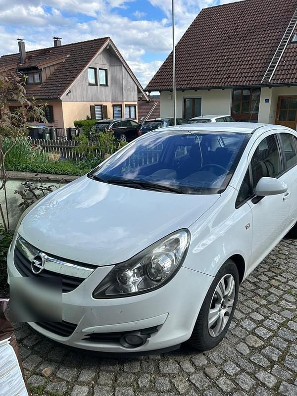 Gebraucht Opel Corsa 95 PS (69 kW) 2010 Weiß Kleinwagen