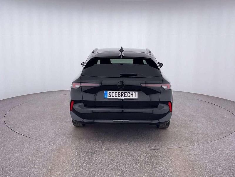 Neu Opel Astra 131 PS (96 kW) 2025 Grau Kombi