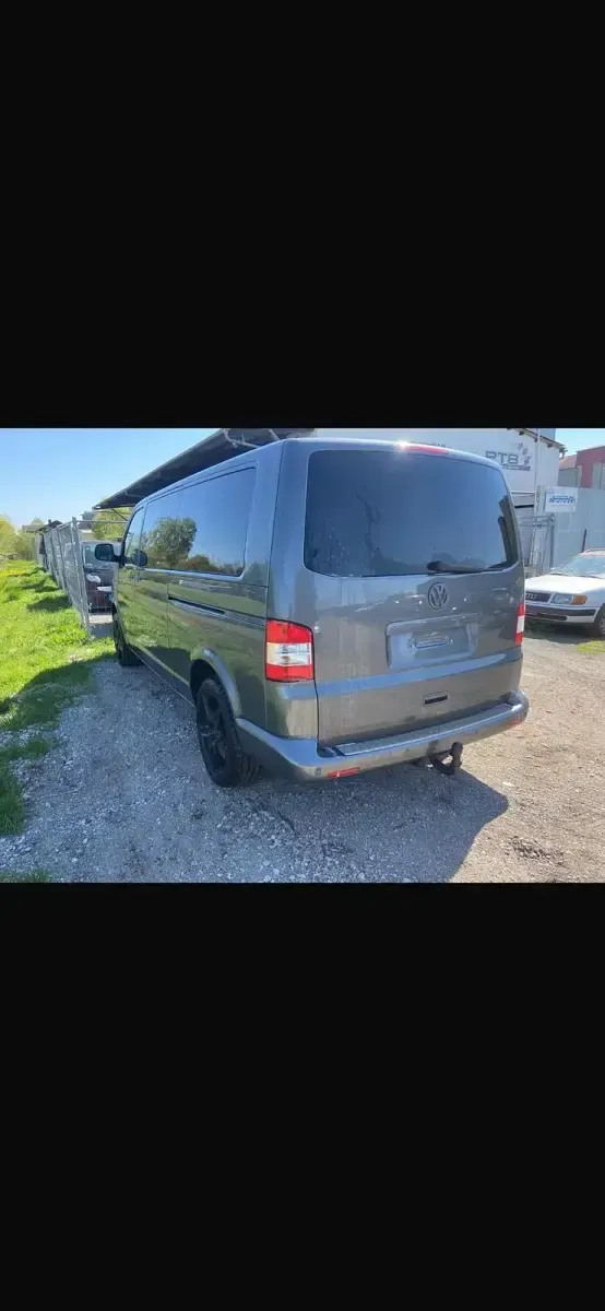 Gebraucht VW Transporter 190 PS (139 kW) 2010 Grau Van
