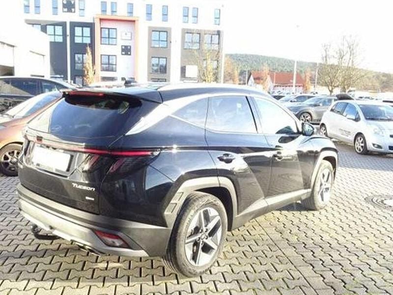 Gebraucht Hyundai Tucson Trend 160 PS (117 kW) 2024 Schwarz SUV