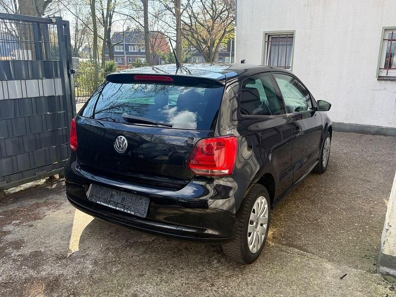 Gebraucht VW Polo Life 60 PS (44 kW) 2014 Schwarz Limousine