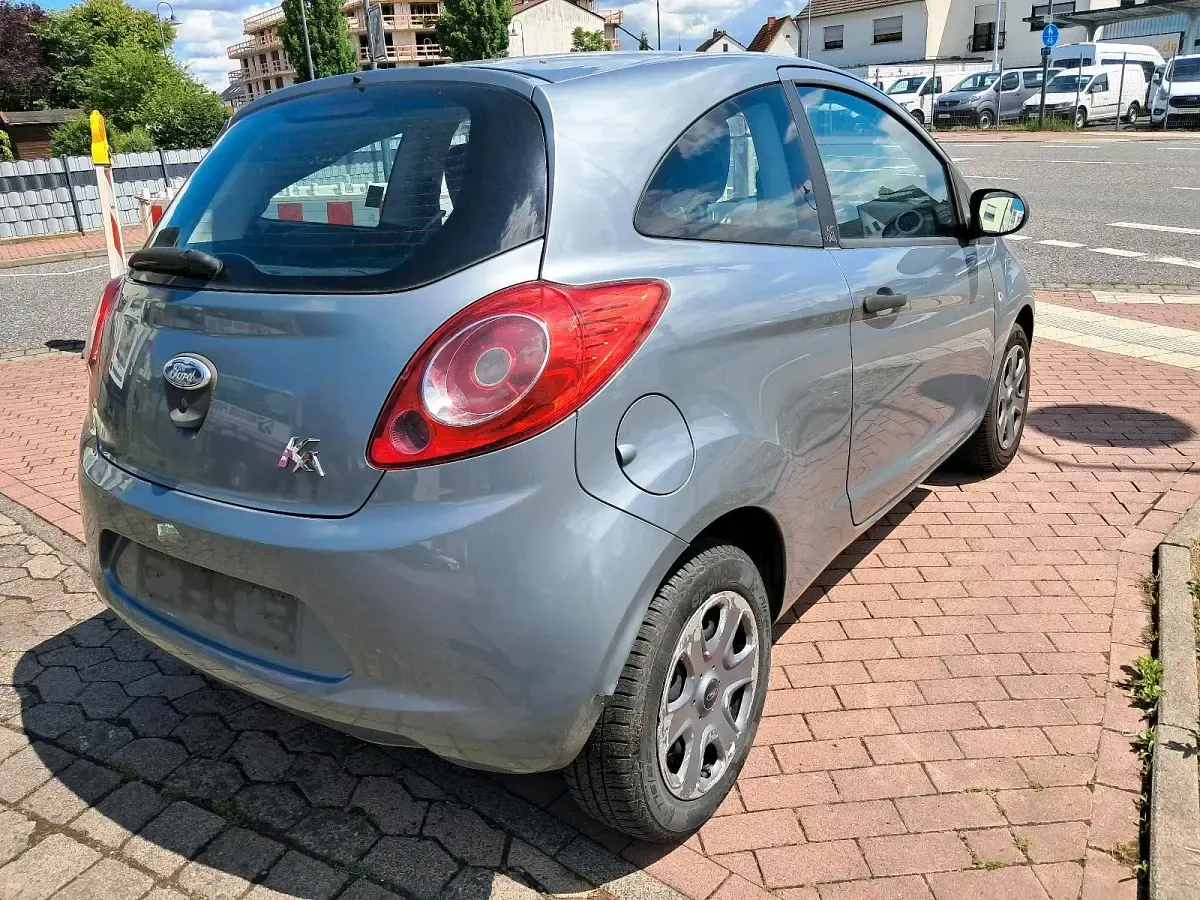 Gebraucht Ford Ka 70 PS (51 kW) 2010 Grau Kleinwagen